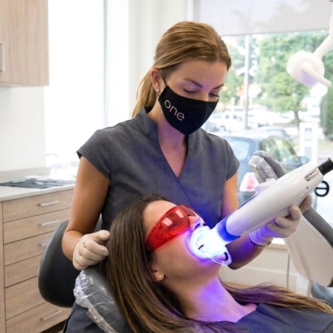 ¿Cuánto cuesta un blanqueamiento dental en Marbella?